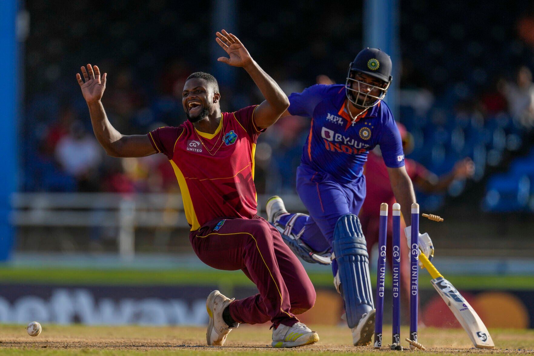 CORRECTION APTOPIX West Indies India Cricket